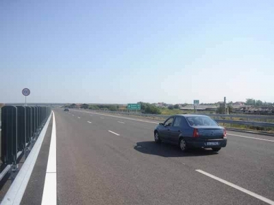 Autostrada Bucuresti-Ploiesti nu are parcari sau benzinarii, la aproape doi ani de la deschidere
