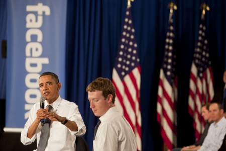Barack Obama si Mark Zuchkerberg vor discuta despre tehnologie pe Facebook Live