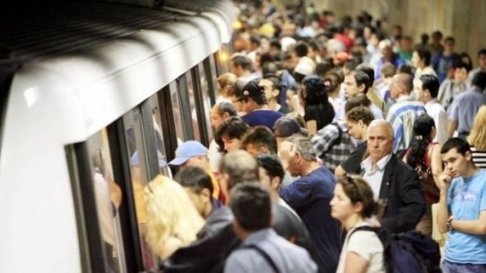 Calatoria cu metroul nu se mai scumpeste. Metrorex va raporta pierderi, in acest an
