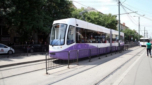 Cinci orase din Romania isi iau adio de la tramvaie noi. Guvernul a anulat licitatii de 120 milioane de euro