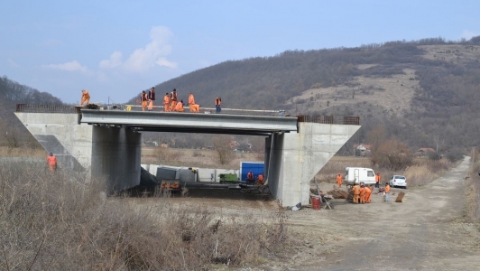 CNAIR a facut controale inopinate pe santierele autostrazilor Lugoj - Deva si Sebes - Turda