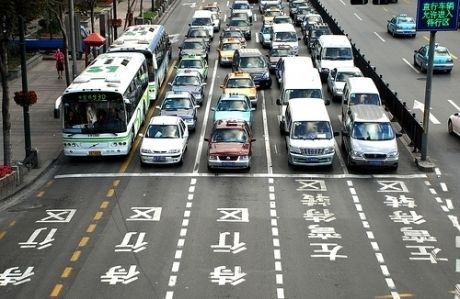 Cresterea vanzarilor auto in China va accelera la 5-7% anul viitor