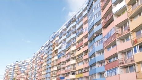 Demetrian, BCR: Preturile la apartamentele noi ar putea creste cu 5%-6% in 2017