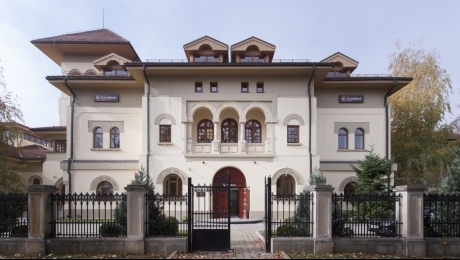 Eximbank lucreaza la modificarea statutului bancii pentru a putea cumpara licenta Bancii Romanesti Eximbank lucreaza la modificarea statutului bancii pentru a putea cumpara licenta Bancii Romanesti