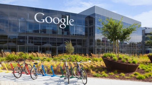 Google anunta investitii de 13 miliarde de dolari in acest an pentru cladiri de birouri si centre de date