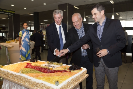 Grupul Emirates a deschis doua restaurante in cadrul Aeroportului Henri Coanda