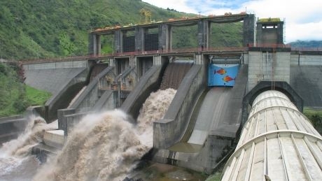 Guvernul preseaza Hidroelectrica sa faca investitii nerentabile