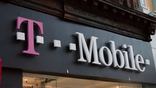 In asteptarea rebrandingului Cosmote: Cum sunt preturile T-Mobile in regiune in comparatie cu Romania