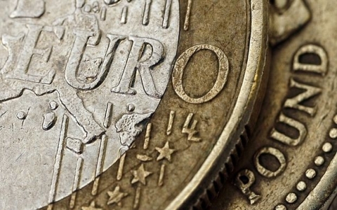 Ministrul Finantelor: Pana in aprilie 2017 va fi elaborat un calendar de masuri referitoare la aderarea la zona euro