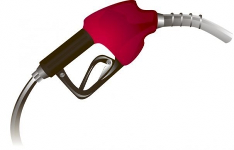 Noua acciza urca pretul carburantilor la 7 lei/litru