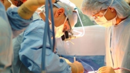 Pacientii mutilati de medici vor fi despagubiti in cel mult sase luni de la sesizarea malpraxis-ului