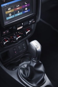 Premiera: Dacia lanseaza de vineri in Romania o versiune Duster cu cutie de viteze automata
