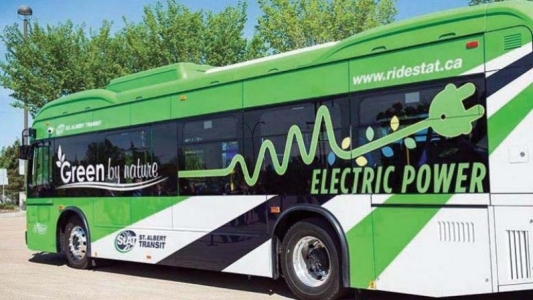 Primaria Bucuresti vrea sa cumpere autobuze electrice pentru 14 linii. Propunerea vine de la Asociatia fondata de Firea cu primarii din Ilfov