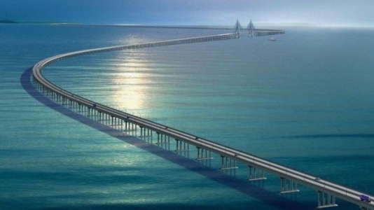Putin a dispus ca podul ce va lega Rusia de Crimeea sa fie finalizat in 2018