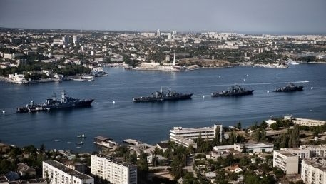 Rusia desfasoara nave de razboi langa Crimeea, ca raspuns la testele de rachete ucrainene (RIA)