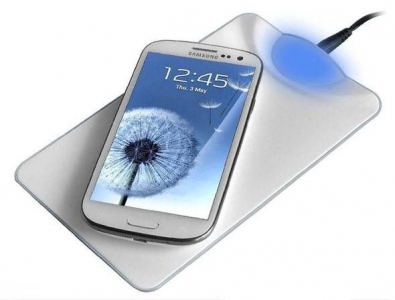 Samsung Galaxy S4 va fi lansat in aprilie