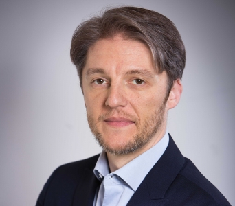 Seful Endava pentru Europa Centrala si de Est: Dezvoltarea business-ului nostru la Brasov este franata de inexistenta aeroportului Seful Endava pentru Europa Centrala si de Est: Dezvoltarea business-ului nostru la Brasov este franata de inexistenta aeroportului