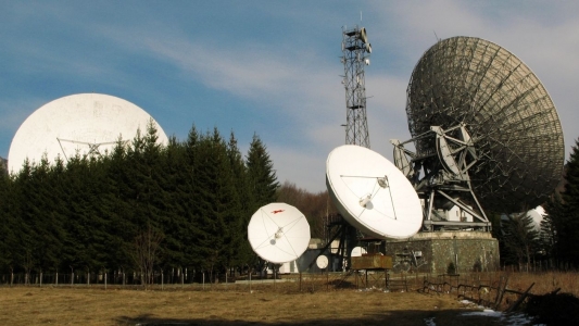 Statul intra in forta in piata telecom: Radiocom lanseaza o oferta ieftina de internet, telefonie si tv
