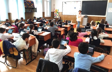 Telekom lanseaza catalogul electronic pentru digitalizarea tuturor scolilor din Romania
